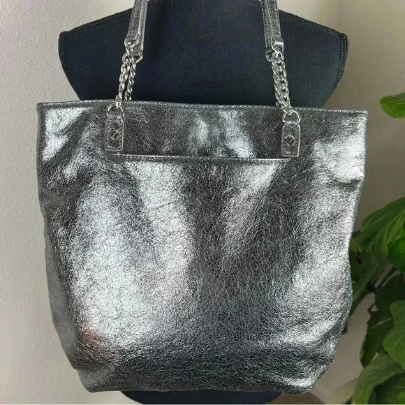 Michael Michael Kors Women’s Jet Set Metallic Silver Tote Purse Bag - Picture 15 of 16
